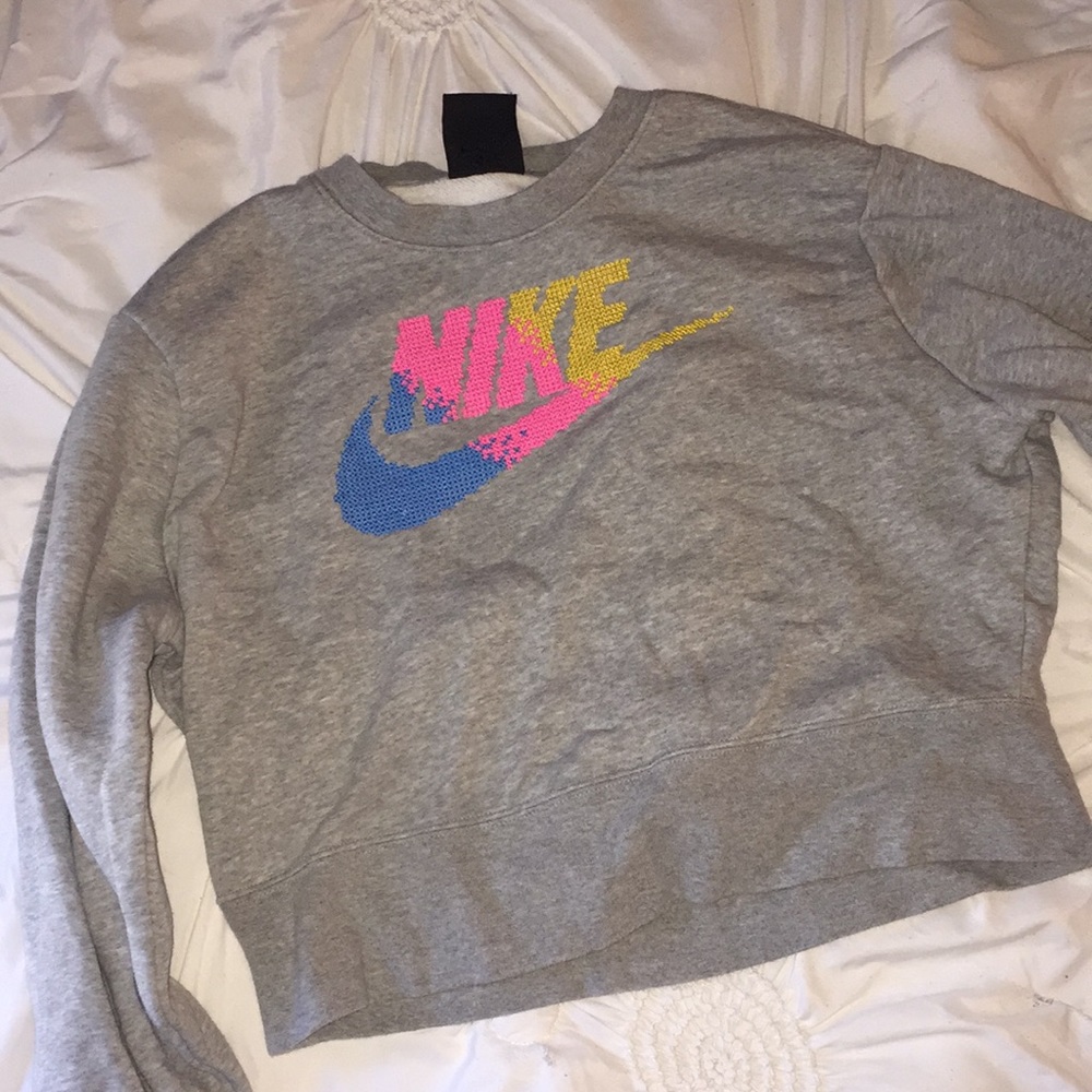 Nike cropped top